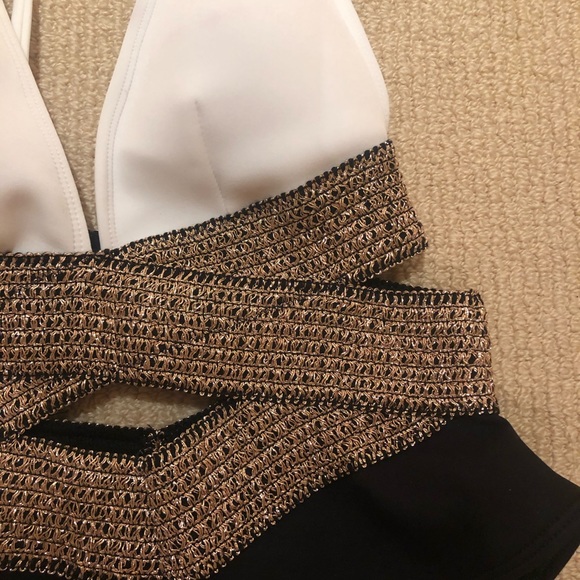 One piece swimsuit padded - Picture 3 of 3